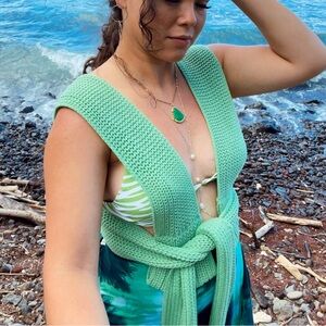 Simonett knit wrap top